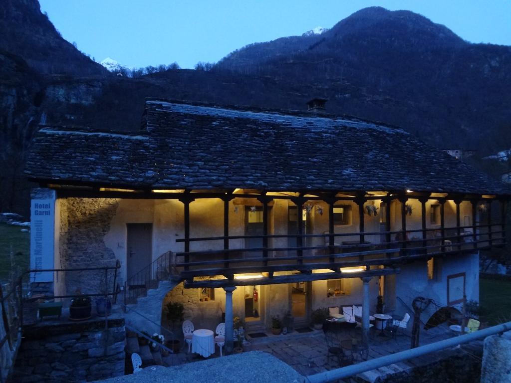 Hotel Casa Martinelli Maggia Esterno foto